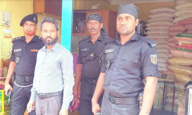 শ্রীমঙ্গলে অতিরিক্ত দামে আটা,ময়দা ও তেল বিক্রি, ৫ প্রতিষ্ঠানকে জরিমানা