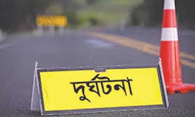 লালমনিরহাটে দাড়িয়ে থাকা ট্রাককে আরেক ট্রাকের ধাক্কায় চালকের মৃত্যু