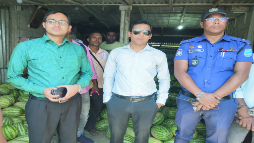 পাংশায় কেজি দরে তরমুজ না বিক্রির নির্দেশ- ১০ হাজার টাকা জরিমানা