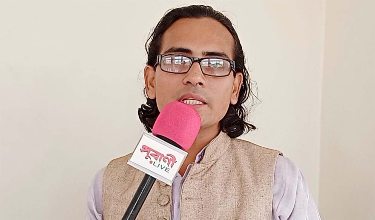 অধিকাংশ মানুষ সকালে আ. লীগ বিকালে বিএনপি : মোমিন মেহেদী
