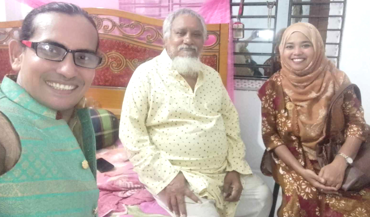 প্রেসিডিয়াম মেম্বার বীর মুক্তিযোদ্ধা আজাদের আরোগ্য কামনা