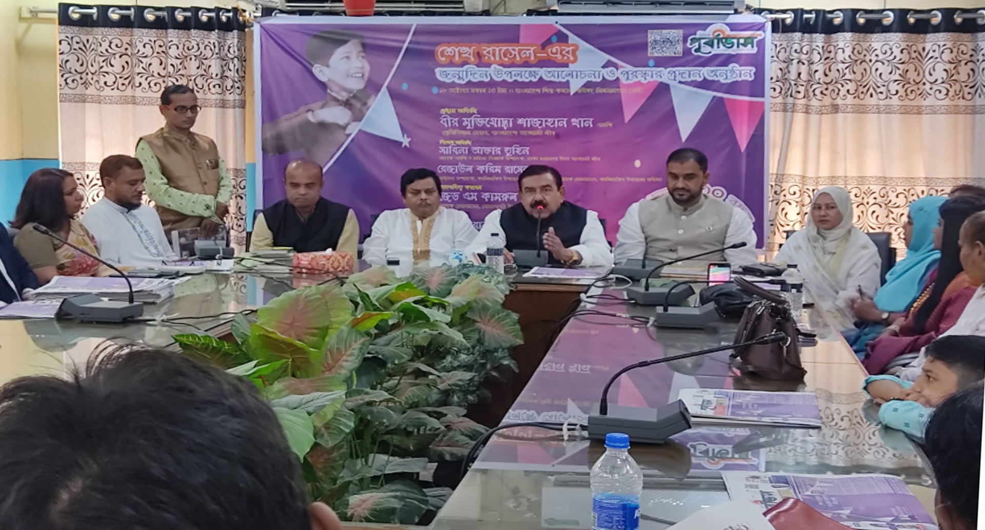 বাংলাদেশে সন্ত্রাসী-অগ্নিদানবদের ঠাঁই নাই : শাজাহান খান