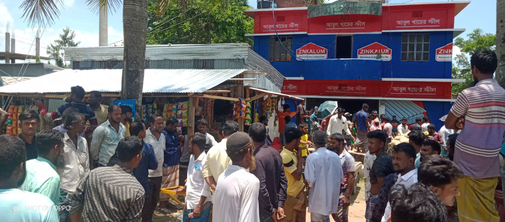 মসজিদ ছুয়ে ভোট দেয়ার প্রতিশ্রæতি দিলেই পাওয়া যাবে সরকারি চালের স্লিপ